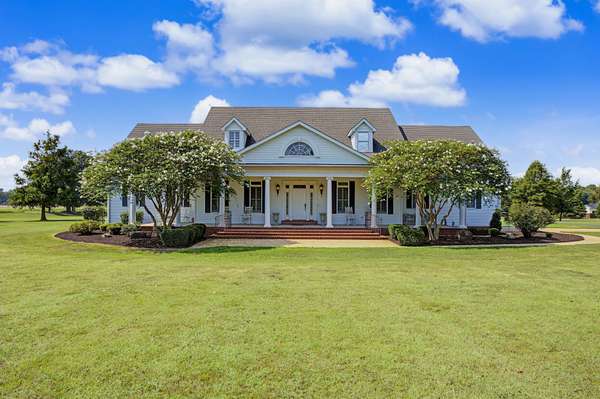 2248 Arlan Reason Rd, Bells, TN 38006