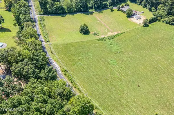 65 Blackwell Rd, Rutledge, TN 37861