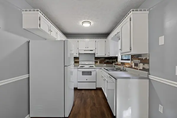 216 Oakdale Drive, White House, TN 37188