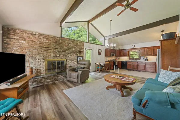 745 Blockhouse Valley Rd, Clinton, TN 37716