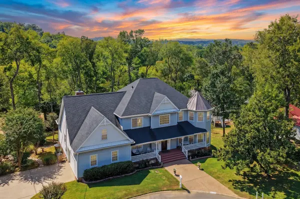6125 Stillmeadow Dr, Nashville, TN 37211