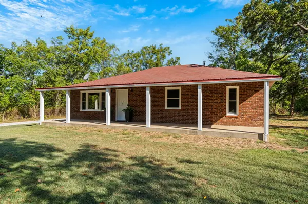 761 E Dade 154, Everton, MO 65646