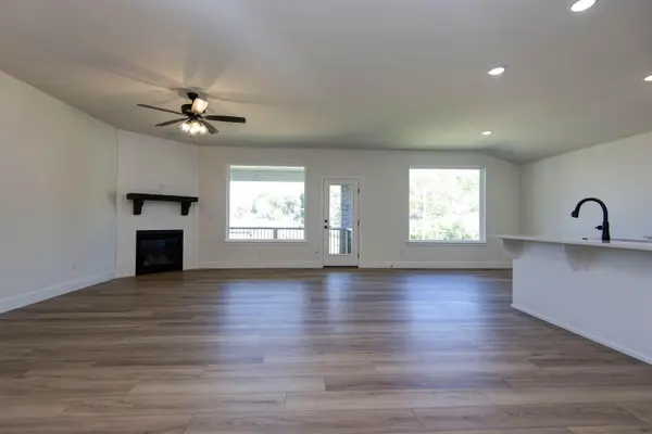 879 E Virginia LN #Lot 183, Nixa, MO 65714