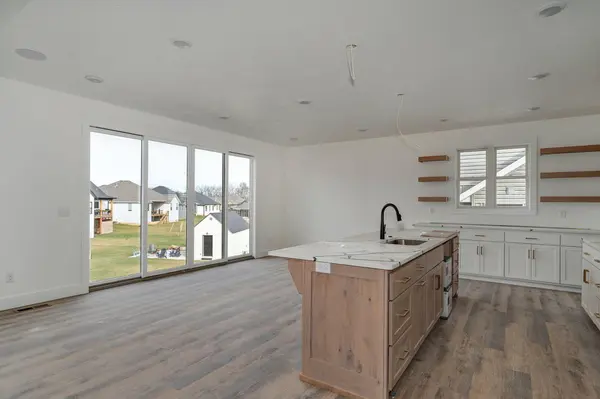 2975 W Marty ST, Springfield, MO 65810