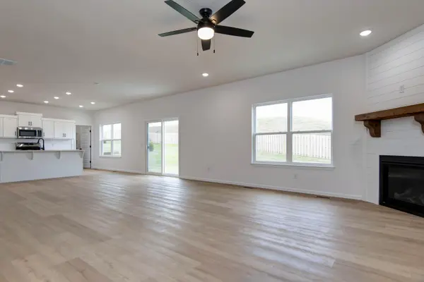 734 S Wheaton Hills DR #Lot 242, Nixa, MO 65714