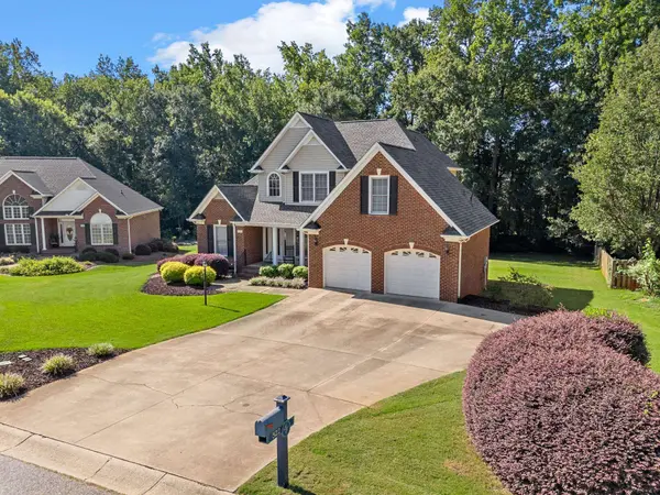 522 Chippendale LN, Boiling Springs, SC 29316