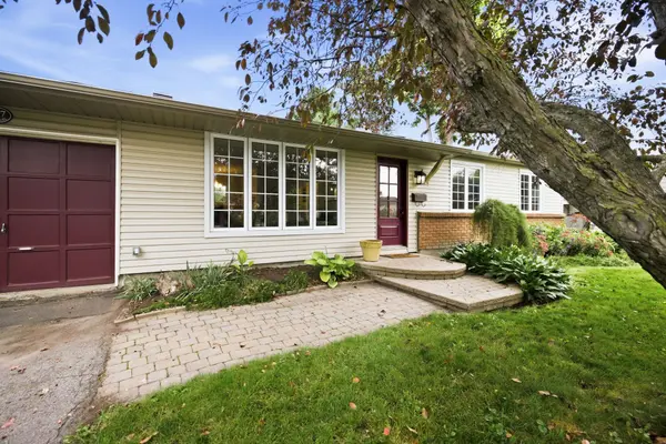 1377 Fontenay CRES, Hunt Club - South Keys And Area, ON K1V 7K5