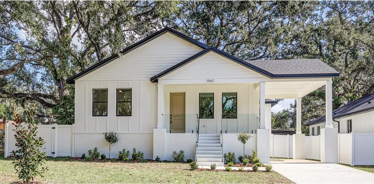 7907 N GREENWOOD AVE, Tampa, FL 33604