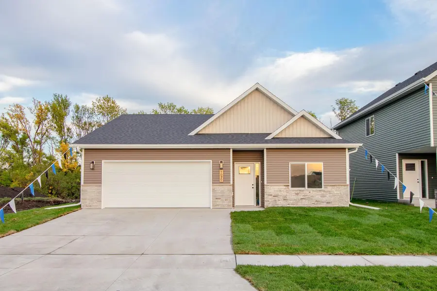 7030 65 ST S, Horace, ND 58047