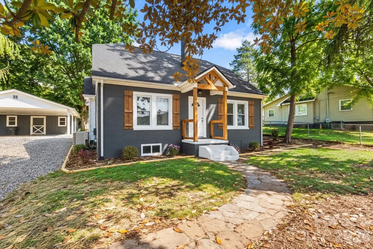 790 W Tate ST, Marion, NC 28752
