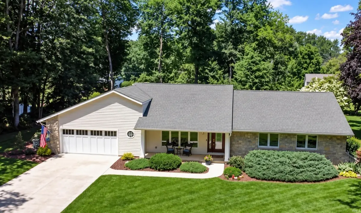 12638 Emerald CT, Plymouth, IN 46563