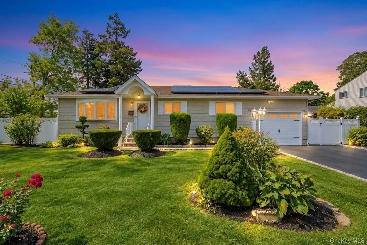 272 W 12th ST, Deer Park, NY 11729