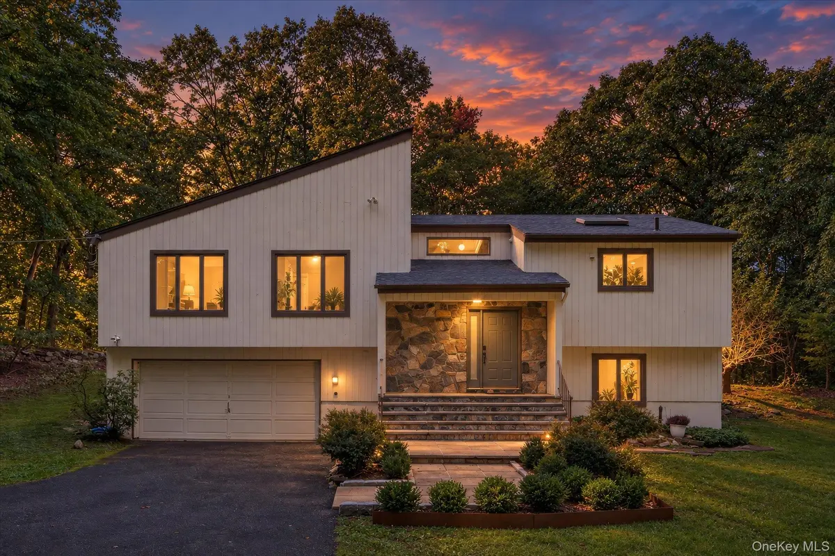 103 Old Highland TPKE, Garrison, NY 10524