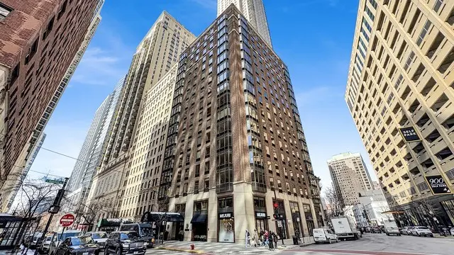 40 E Delaware PL #1702, Chicago, IL 60611