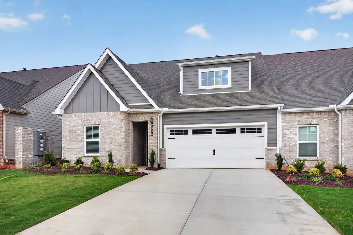 448 Charlie Place, White House, TN 37188