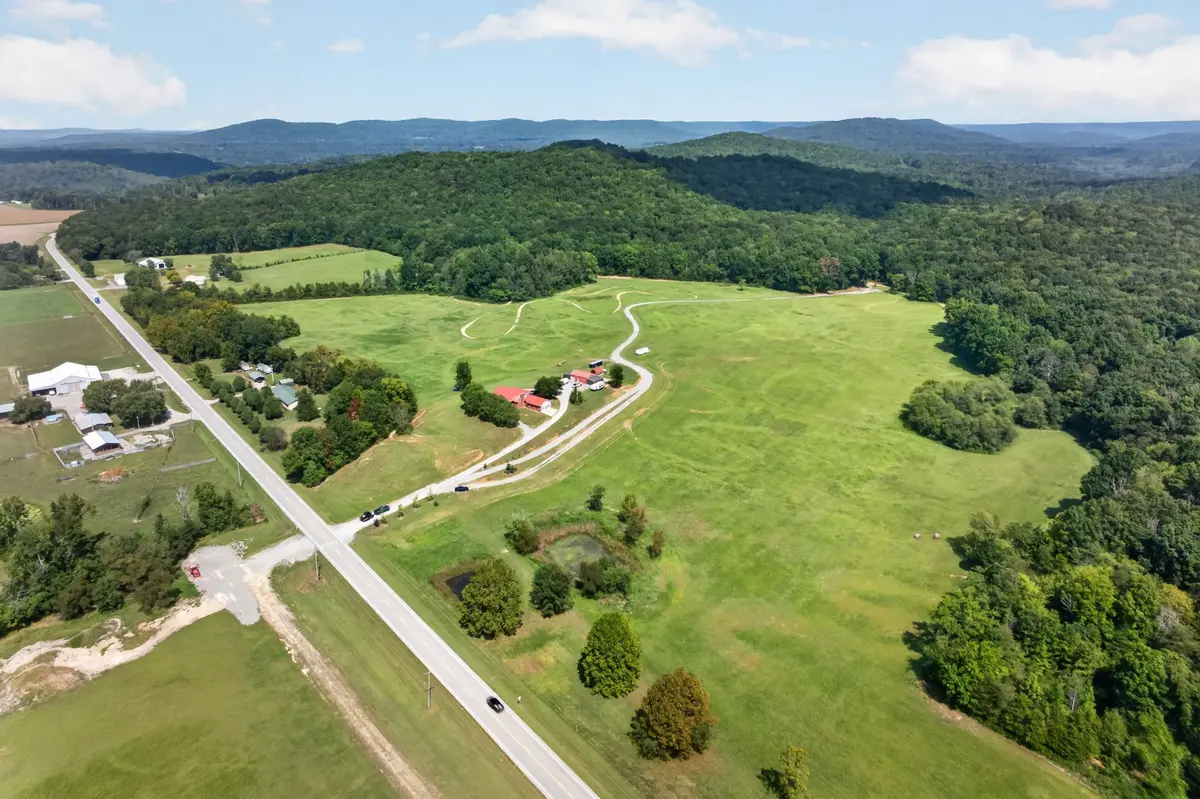 3781 Monterey Hwy, Monterey, TN 38574