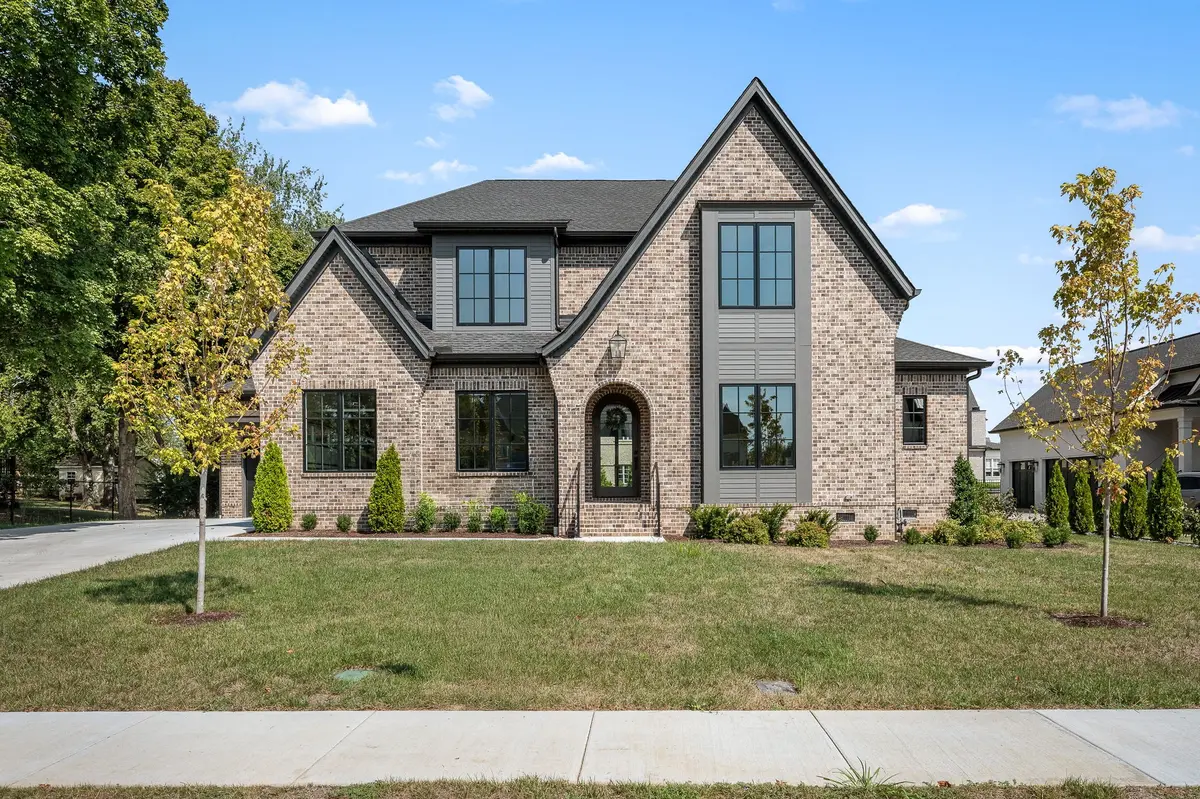 1738 Rigsby Ave, Murfreesboro, TN 37129