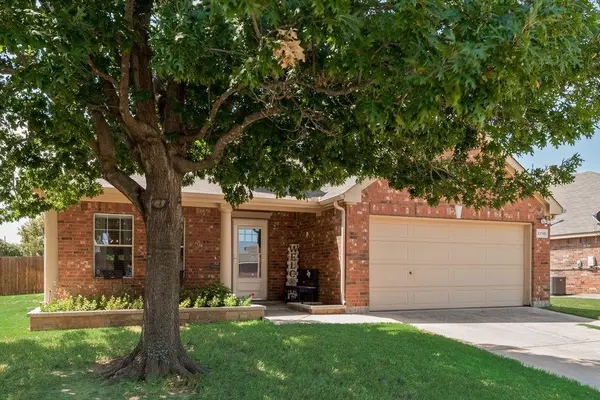 13708 Trail Break Drive, Fort Worth, TX 76052