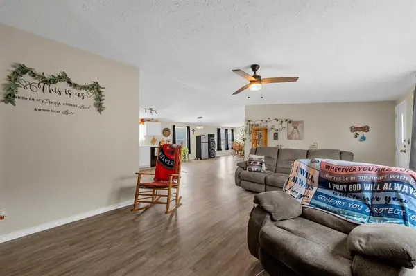 5415 Eddy Gatesville Parkway, Moody, TX 76557