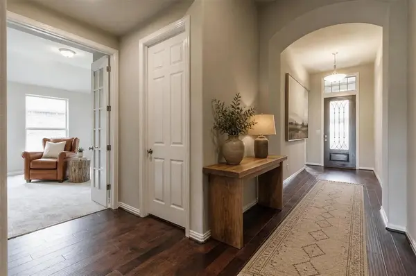 5117 Texas Bluebell DR, Spicewood, TX 78669