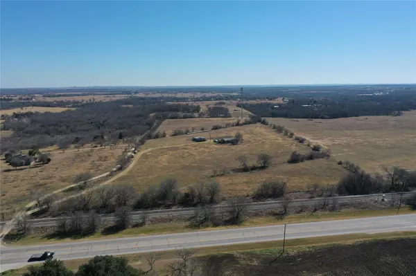 915 State Highway 95 HWY N #A, Elgin, TX 78621