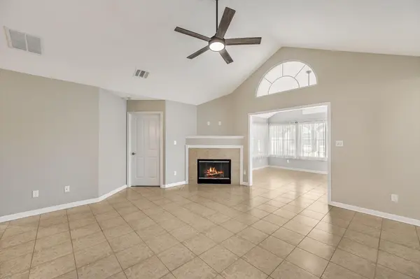 30 Wildwood DR #122, Georgetown, TX 78633