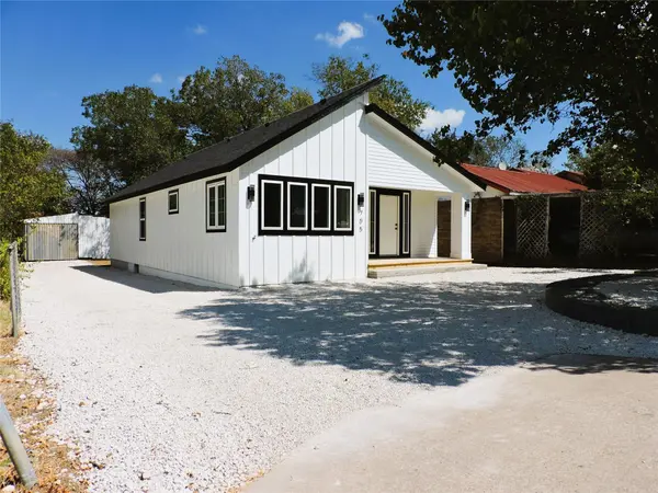 705 E Highway 82, Nocona, TX 76255