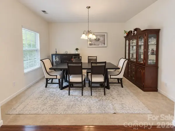 1919 Corriente CT, Charlotte, NC 28213