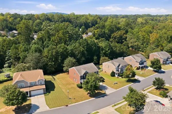 3309 Wicklow LN, Gastonia, NC 28056