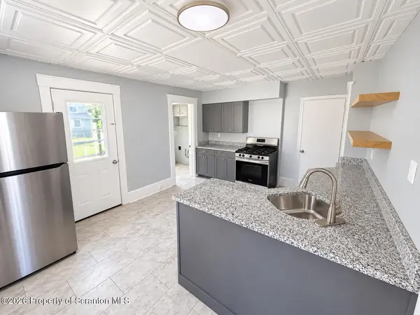 85 Tripp ST, Forty Fort, PA 18704