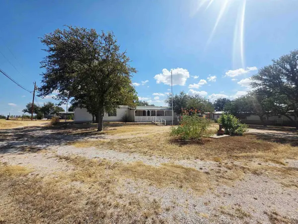 100 Louise AVE, Kingsland, TX 78639
