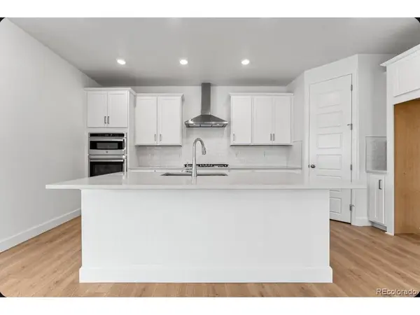 8954 Whiteclover, Littleton, CO 80125