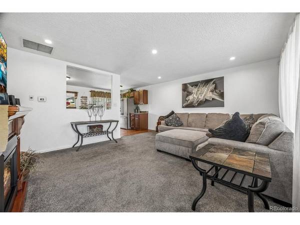 8248 Pearl, Denver, CO 80229