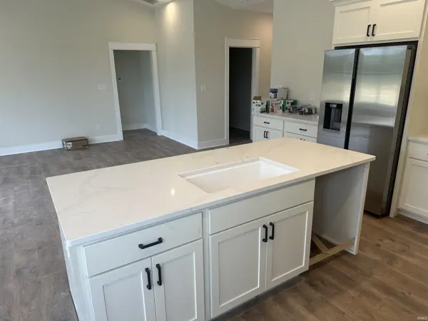 7659 W Julia DR, Ellettsville, IN 47429
