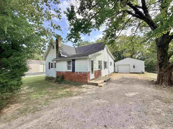 13361 W Smith ST, Jasonville, IN 47438