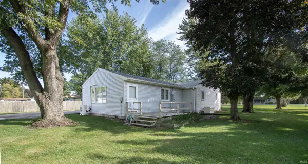 1420 W Lincolnway ***, Ligonier, IN 46767-9782