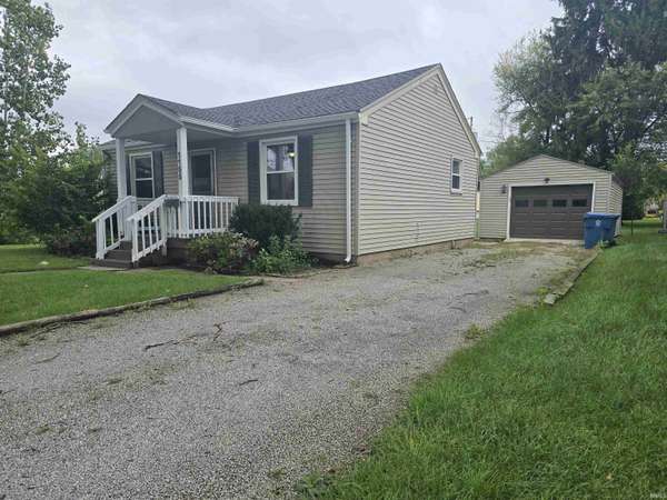1155 Hartzell ST, New Haven, IN 46774