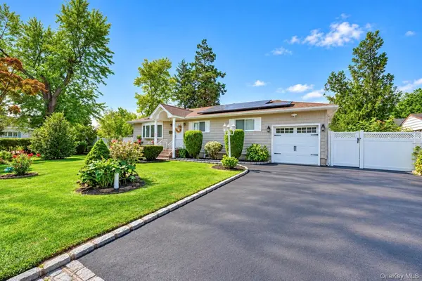 272 W 12th ST, Deer Park, NY 11729