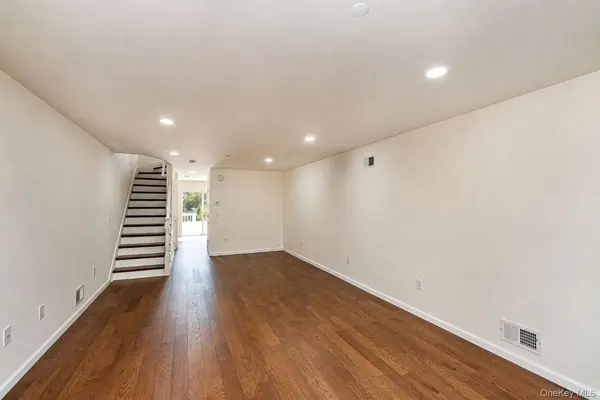 7306 Amboy RD, Staten Island, NY 10307
