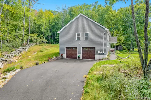 116 Smalley Corners RD, Carmel, NY 10512