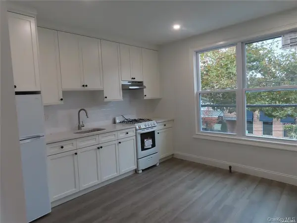 91 Deer Park, Apt #2 AVE #2, Babylon, NY 11702