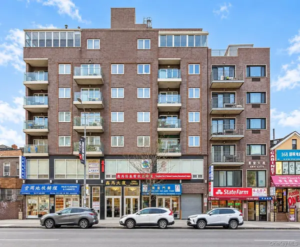 4142 College Point BLVD #7B, Flushing, NY 11355