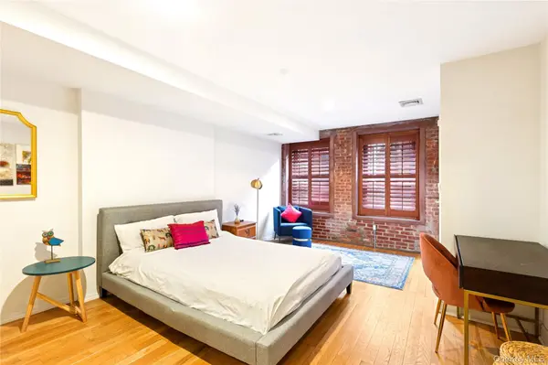 246 West 132nd Street - TH, New York (manhattan), NY 10027