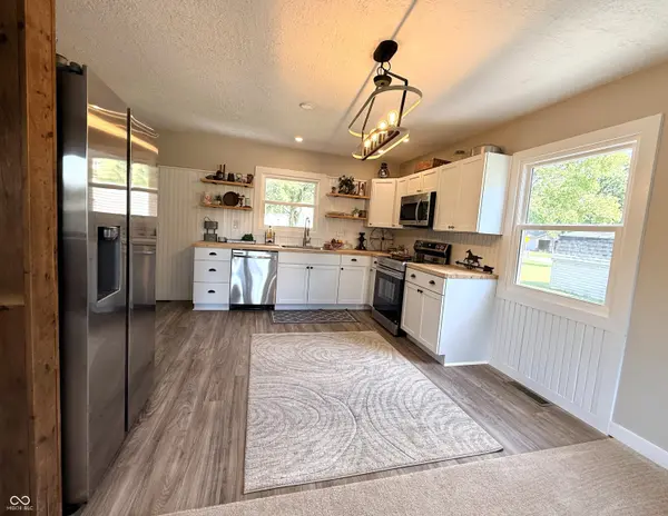 414 Hughes ST, Crawfordsville, IN 47933