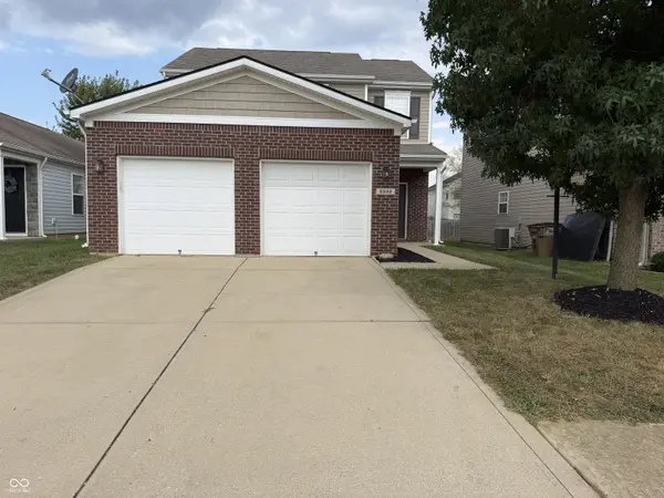 2322 Middle View DR, Columbus, IN 47201