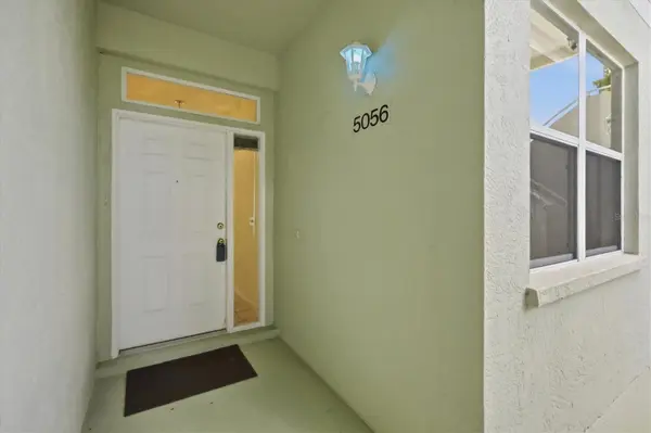 5056 OAK RUN DR, Sarasota, FL 34243