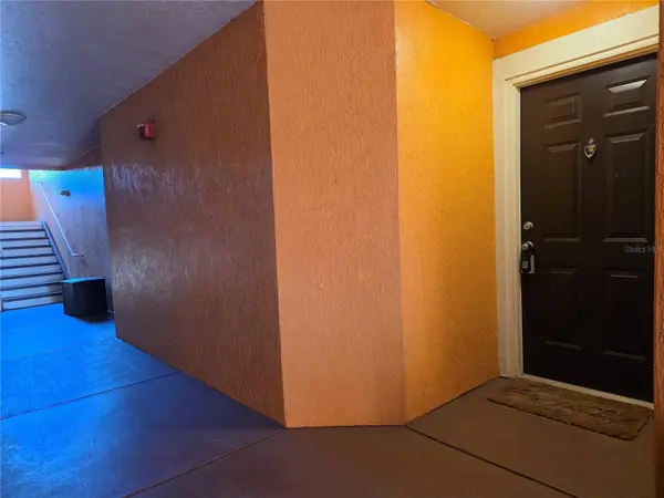 5447 VINELAND RD #1210, Orlando, FL 32811