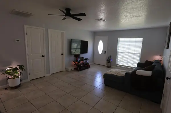 256 LA PAZ DR, Kissimmee, FL 34743