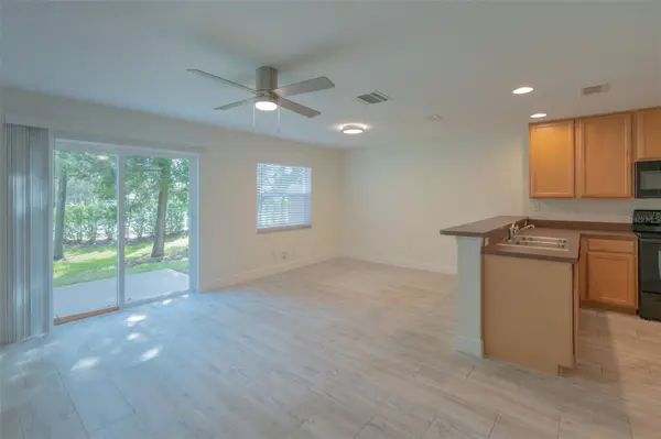 4084 PITCH PINE CIR, Oviedo, FL 32765