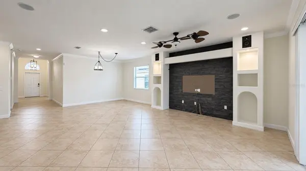5242 CORTLAND DR, Davenport, FL 33897